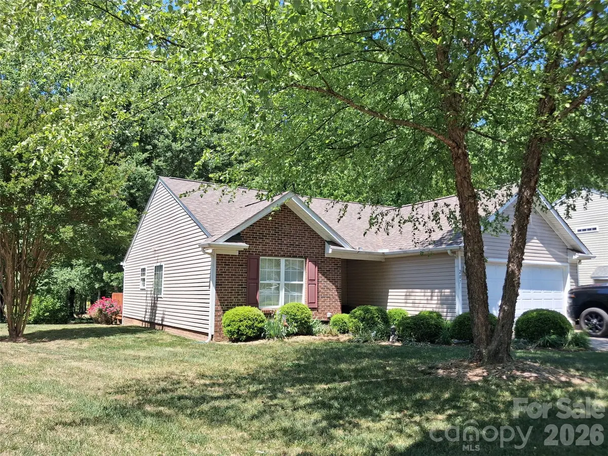 207 Woodlynn Drive, Charlotte, NC 28214 - #1