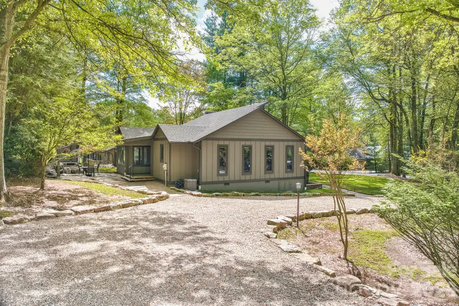 22 Dalonigei Court, Brevard, NC 28712 - #3
