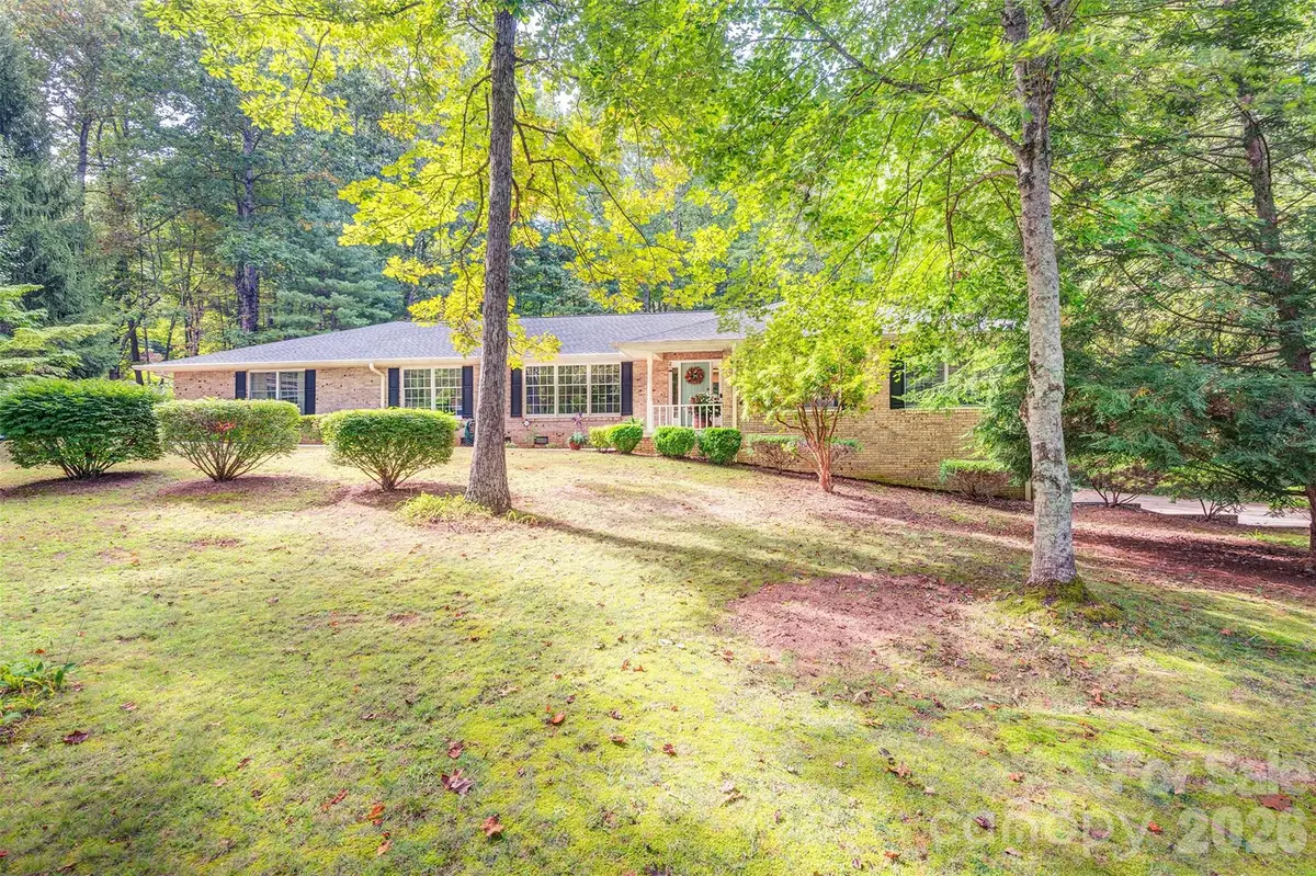 3 Sunningdale Drive, Flat Rock, NC 28731 - #1