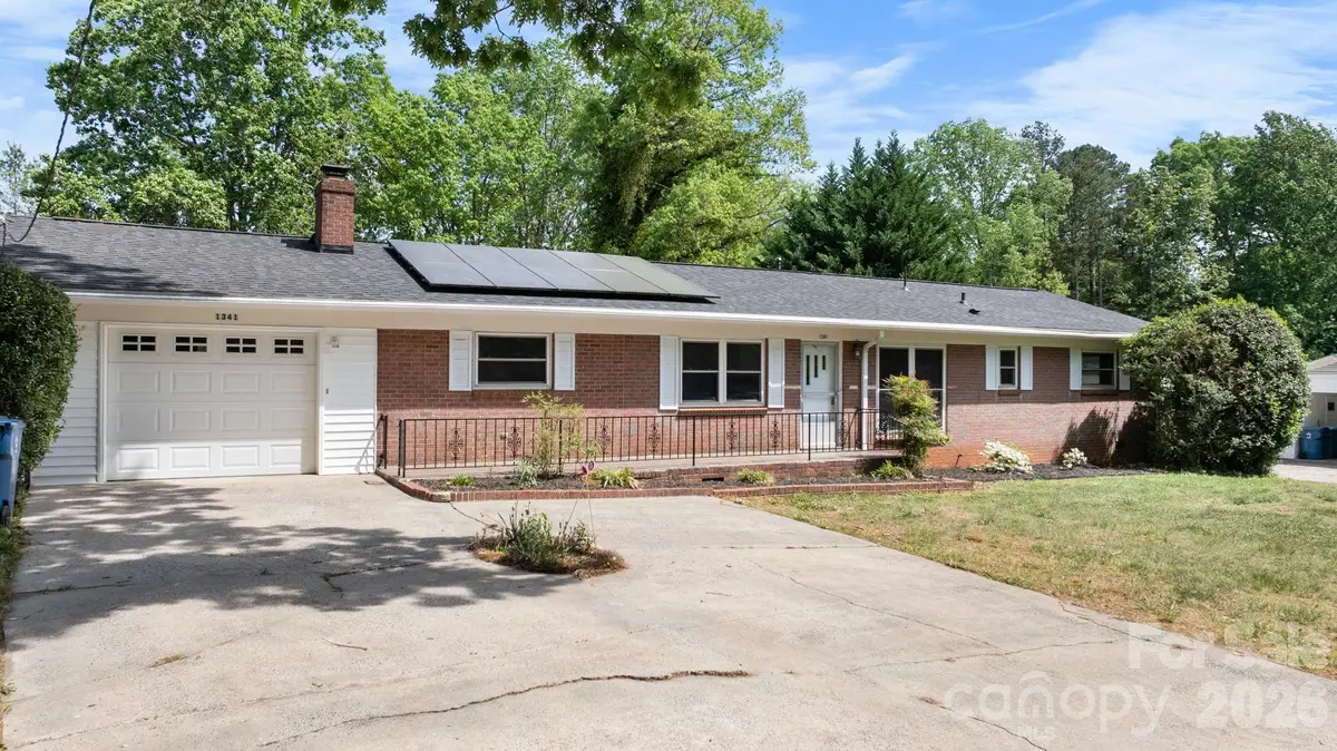 1341 26th Street Sw, Hickory, NC 28602 - #1