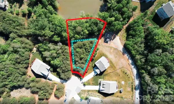 18524 Mainsail Court, Lancaster, SC 29720