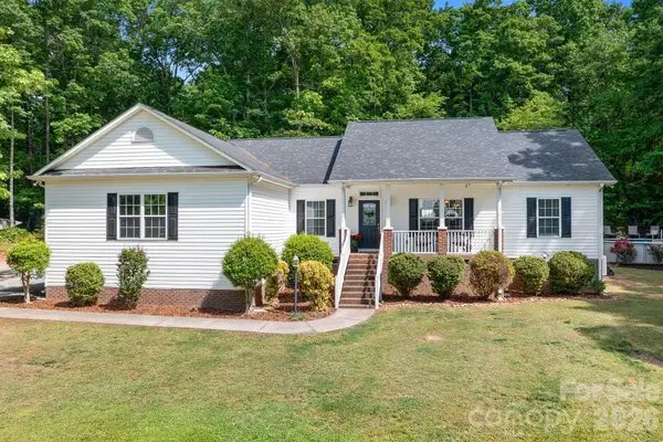 15877 Mallory Lane, Mount Pleasant, NC 28124