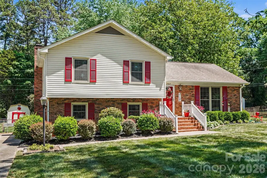 13611 Idlefield Lane, Matthews, NC 28105 - #2