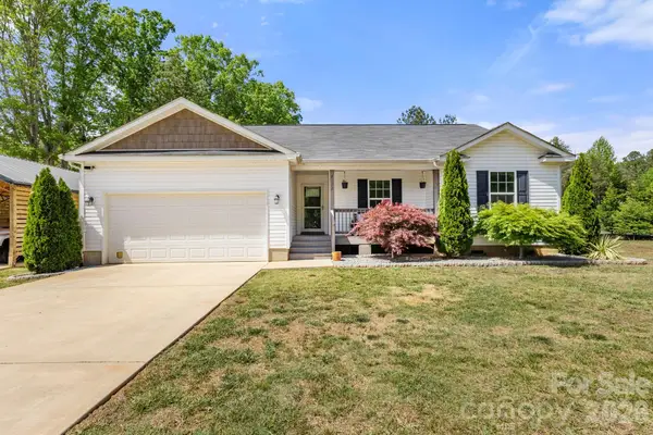 7172 Rolling Hills Drive, Sherrills Ford, NC 28673