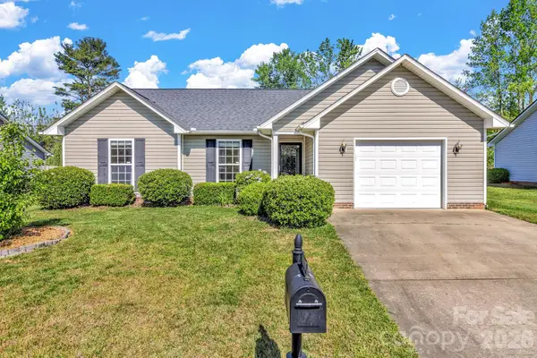 58 S Sunberry Trail, Fletcher, NC 28732