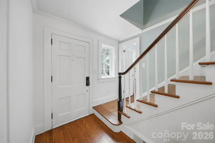 431 9th Street Nw, Hickory, NC 28601 - #3