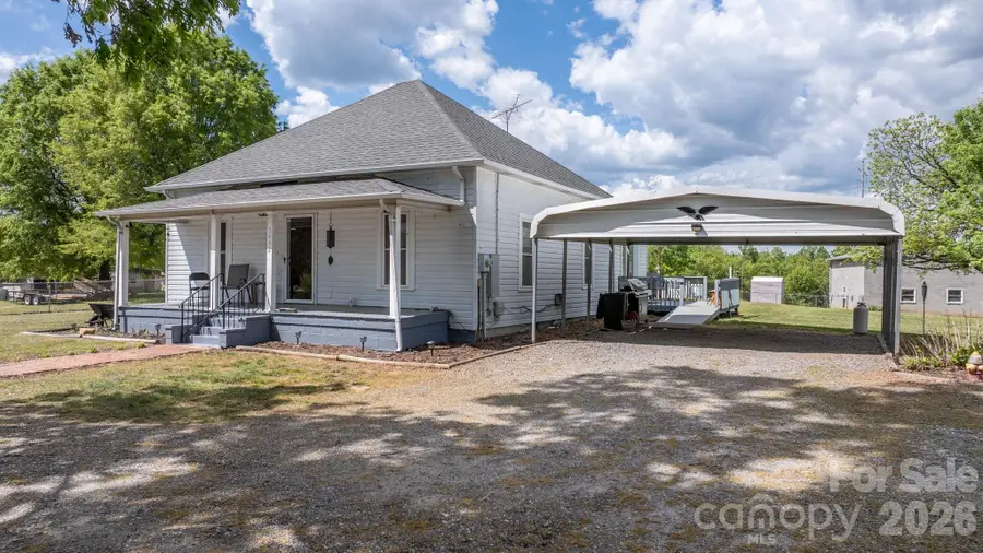 3492 Icard Rhodhiss Road, Connelly Springs, NC 28612 - #2