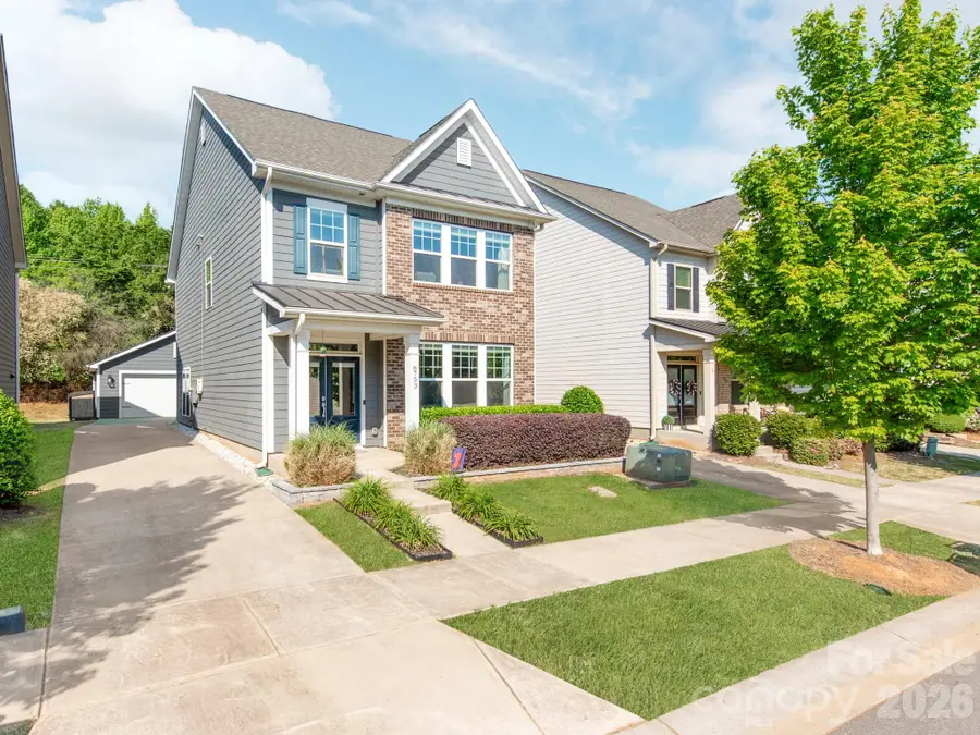 8753 Aspinwall Drive, Charlotte, NC 28216 - #2