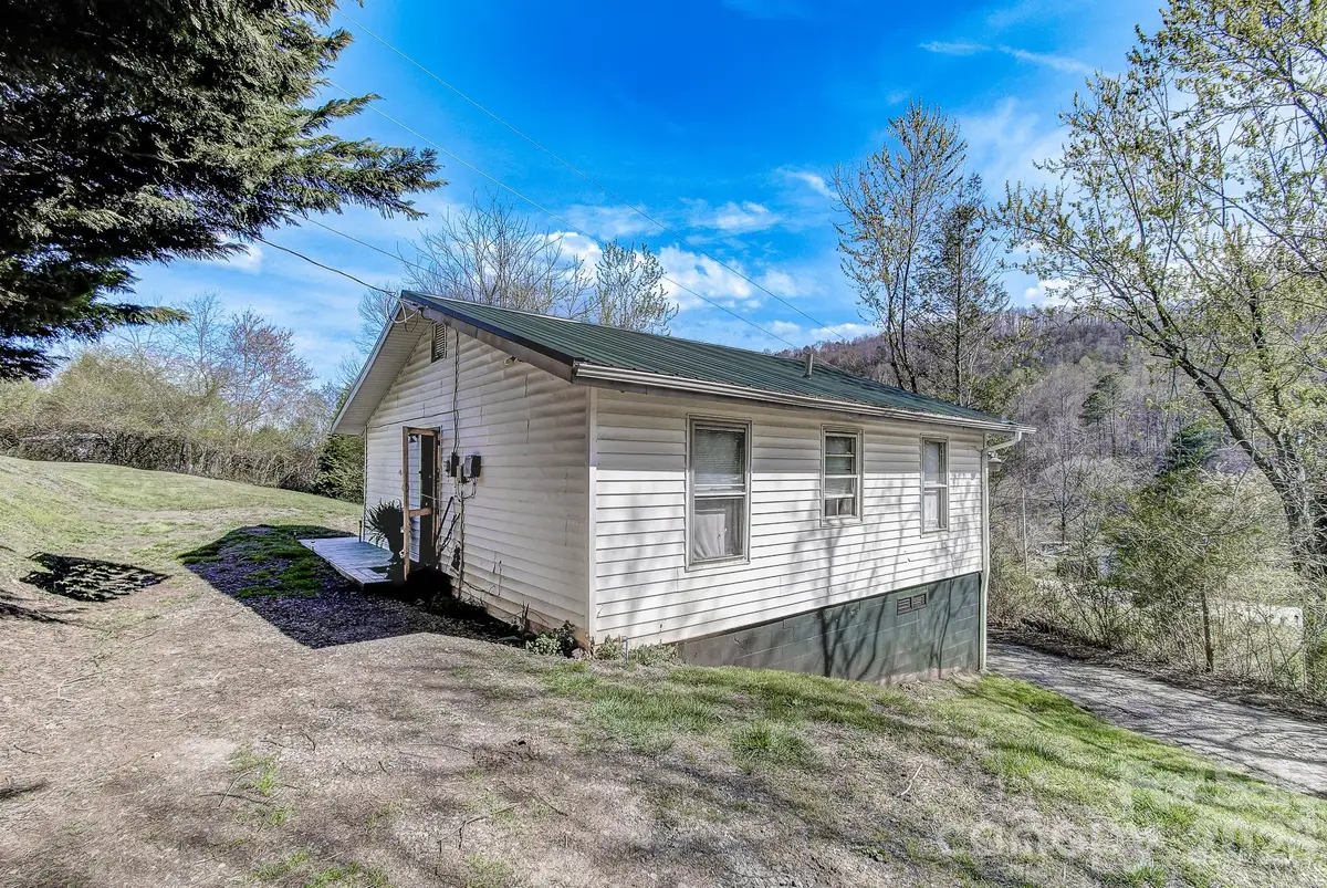 6 Lands End Drive, Candler, NC 28715 - #1