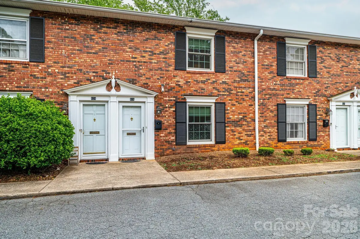 826 6th Street Nw #4, Hickory, NC 28601 - #1