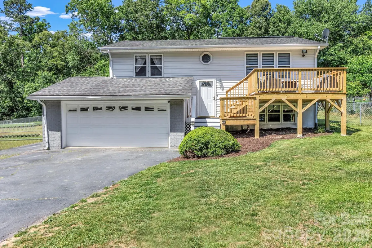 13 Spring Lake Drive, Fletcher, NC 28732 - #1