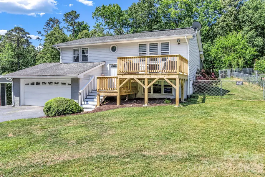 13 Spring Lake Drive, Fletcher, NC 28732 - #2