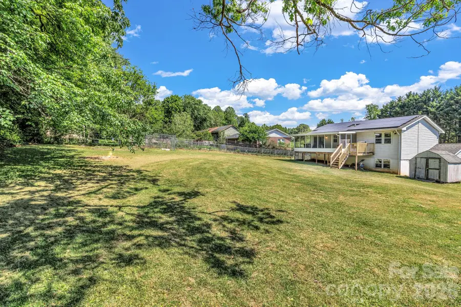 13 Spring Lake Drive, Fletcher, NC 28732 - #3