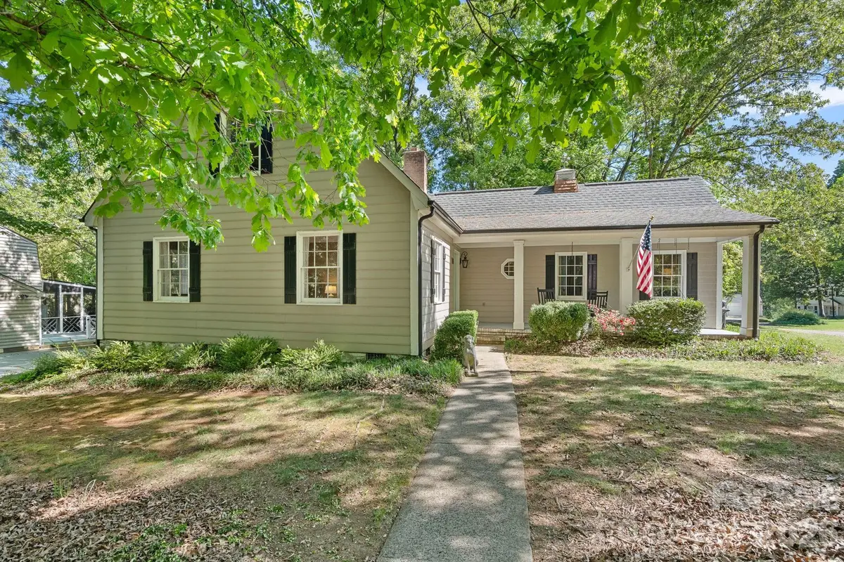 817 Bent Wood Court, Matthews, NC 28105 - #1