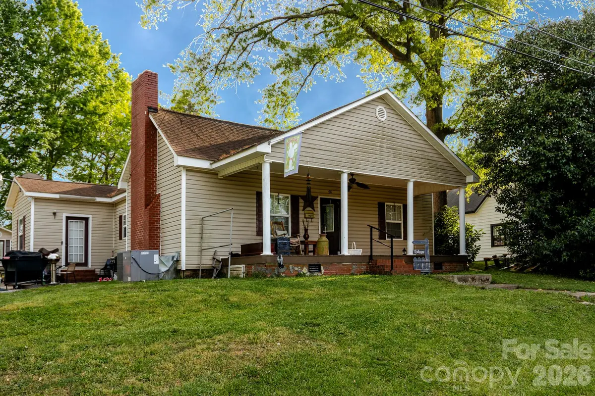 416 E Washington Avenue, Bessemer City, NC 28016 - #1