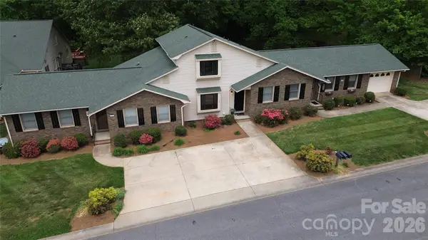 182 Calvin Street, Troutman, NC 28166