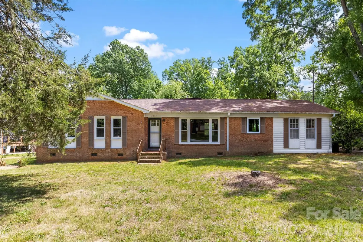 8315 Westbourne Drive, Charlotte, NC 28216 - #1