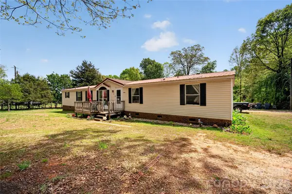 3995 Old Catawba Road, Claremont, NC 28610