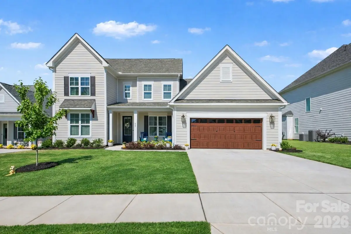 423 Lucky Drive Nw, Concord, NC 28027 - #1