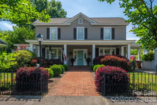 314 S Cedar Street, Lincolnton, NC 28092