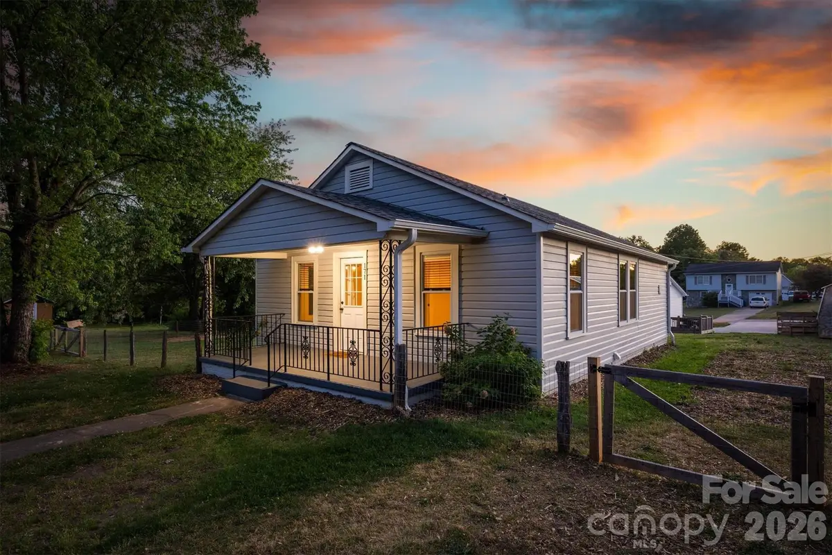 171 Duke Street, Granite Falls, NC 28630 - #1