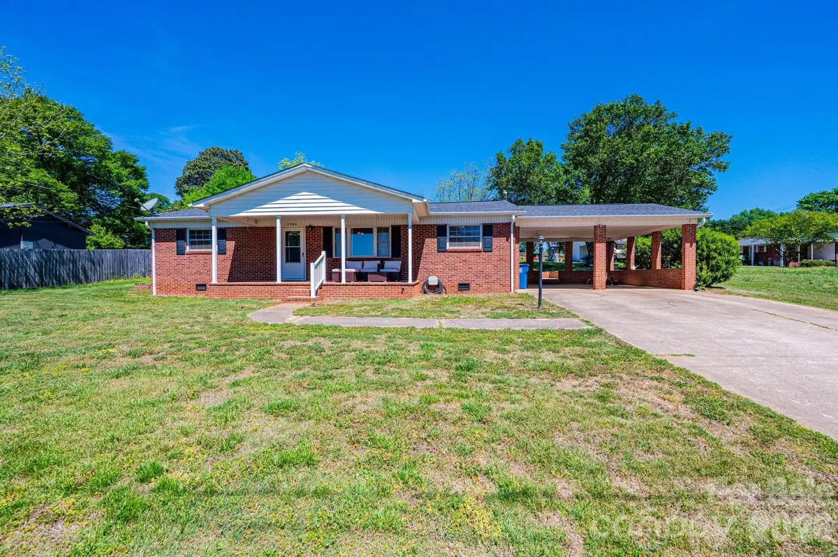 2984 Lutz Boulevard, Newton, NC 28658 - #1