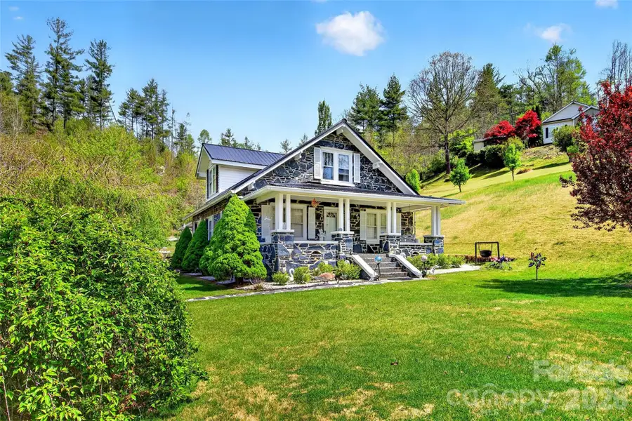 6507 S 226 Highway, Spruce Pine, NC 28777 - #2