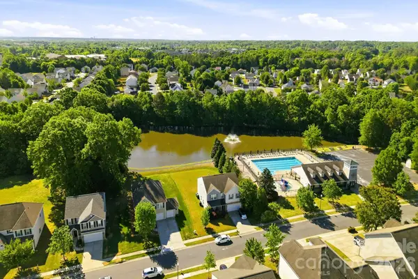14227 Lake Crossing Drive, Charlotte, NC 28278