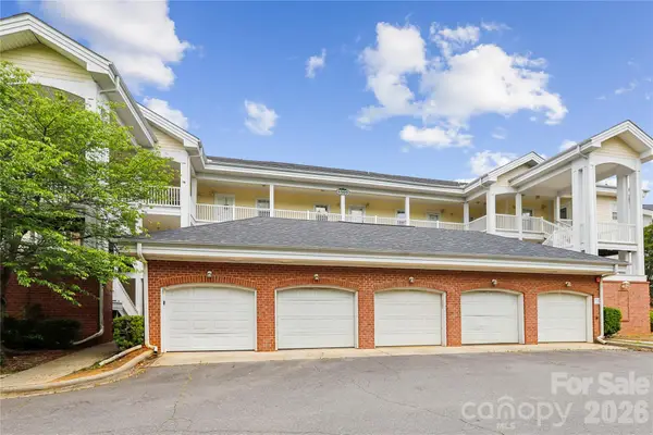 8923 Meadow Vista Road, Charlotte, NC 28213