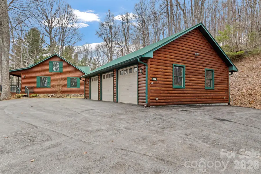 462 Little Mountain Road, Bakersville, NC 28705 - #2