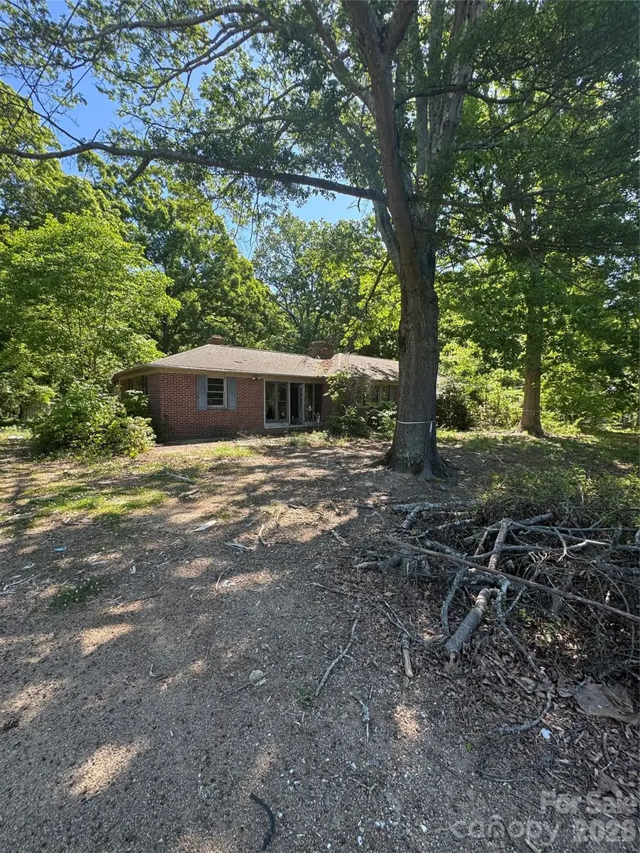 10900 Rozzelles Ferry Road, Charlotte, NC 28214 - #2