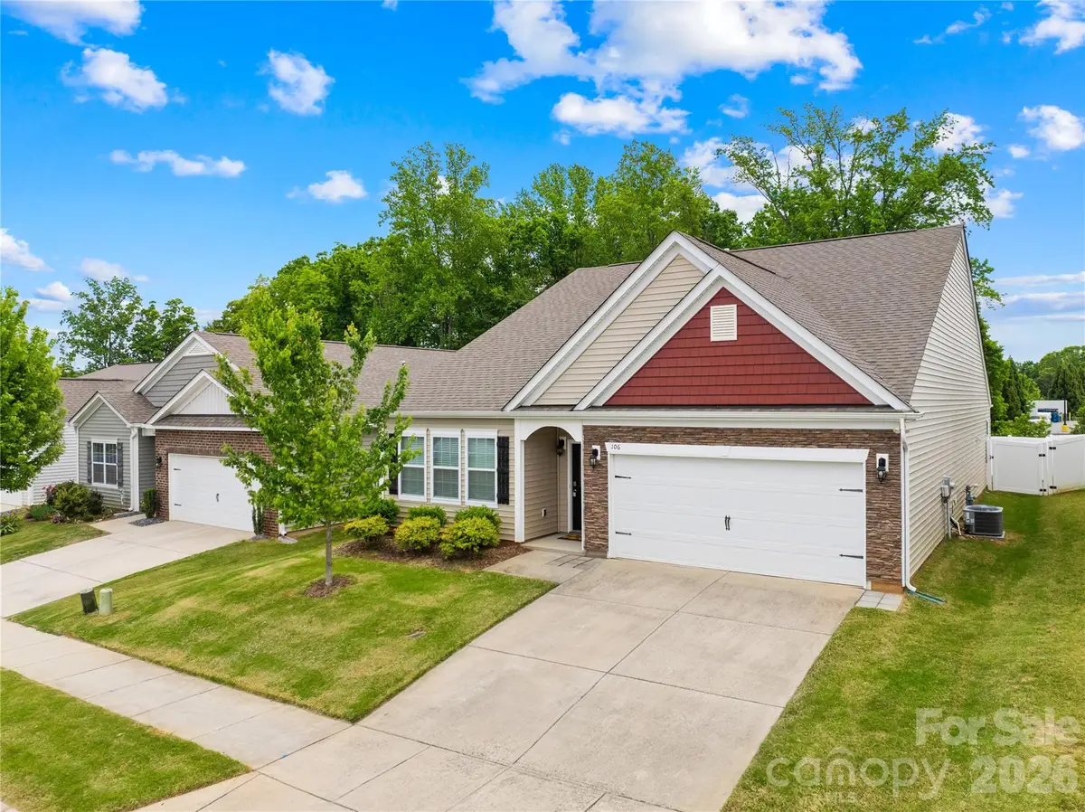 106 Southhampton Street, Mooresville, NC 28115 - #1