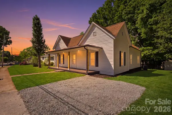 630 N Davis Avenue, Newton, NC 28658