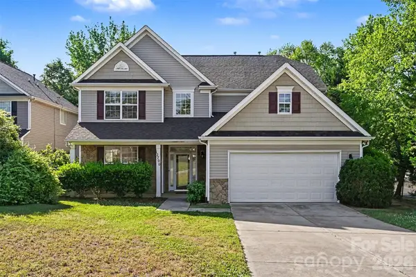 12700 Oldehurst Place, Charlotte, NC 28262