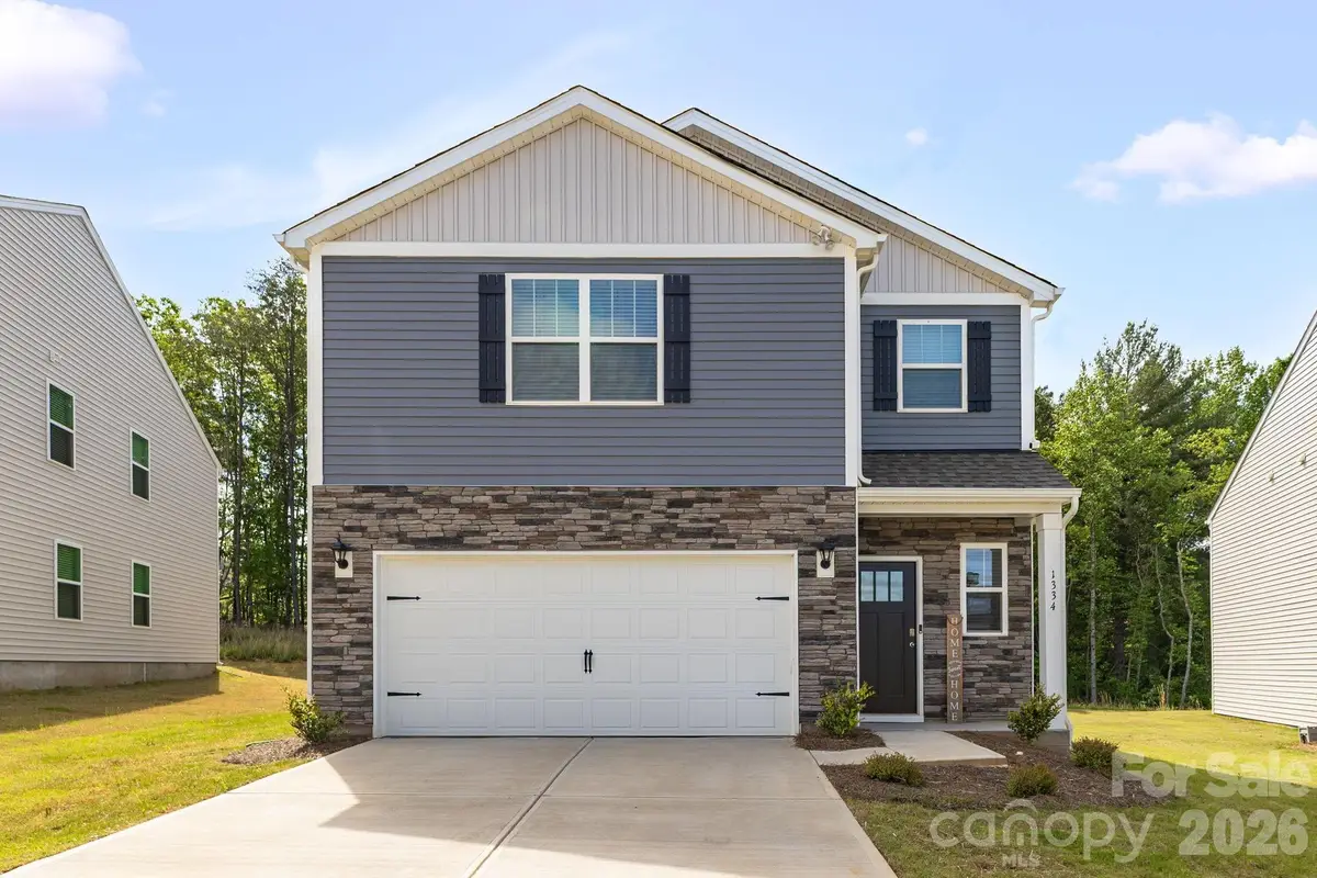 1334 37th Avenue Lane Ne, Hickory, NC 28601 - #1