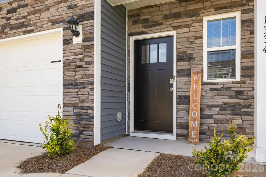 1334 37th Avenue Lane Ne, Hickory, NC 28601 - #2