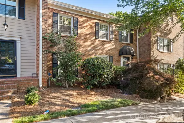 6748 Constitution Lane, Charlotte, NC 28210