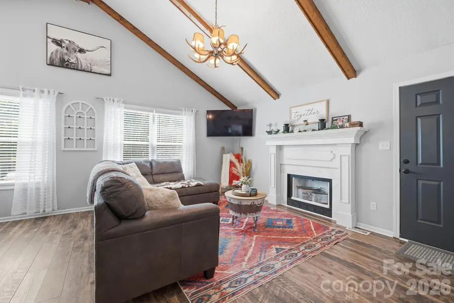 2050 16th Avenue Place Sw, Hickory, NC 28602 - #3
