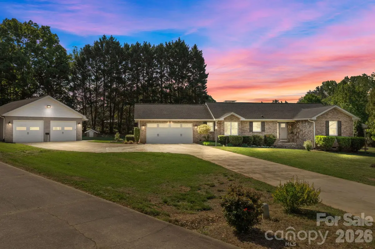 3030 Lydia Lane, Newton, NC 28658 - #1