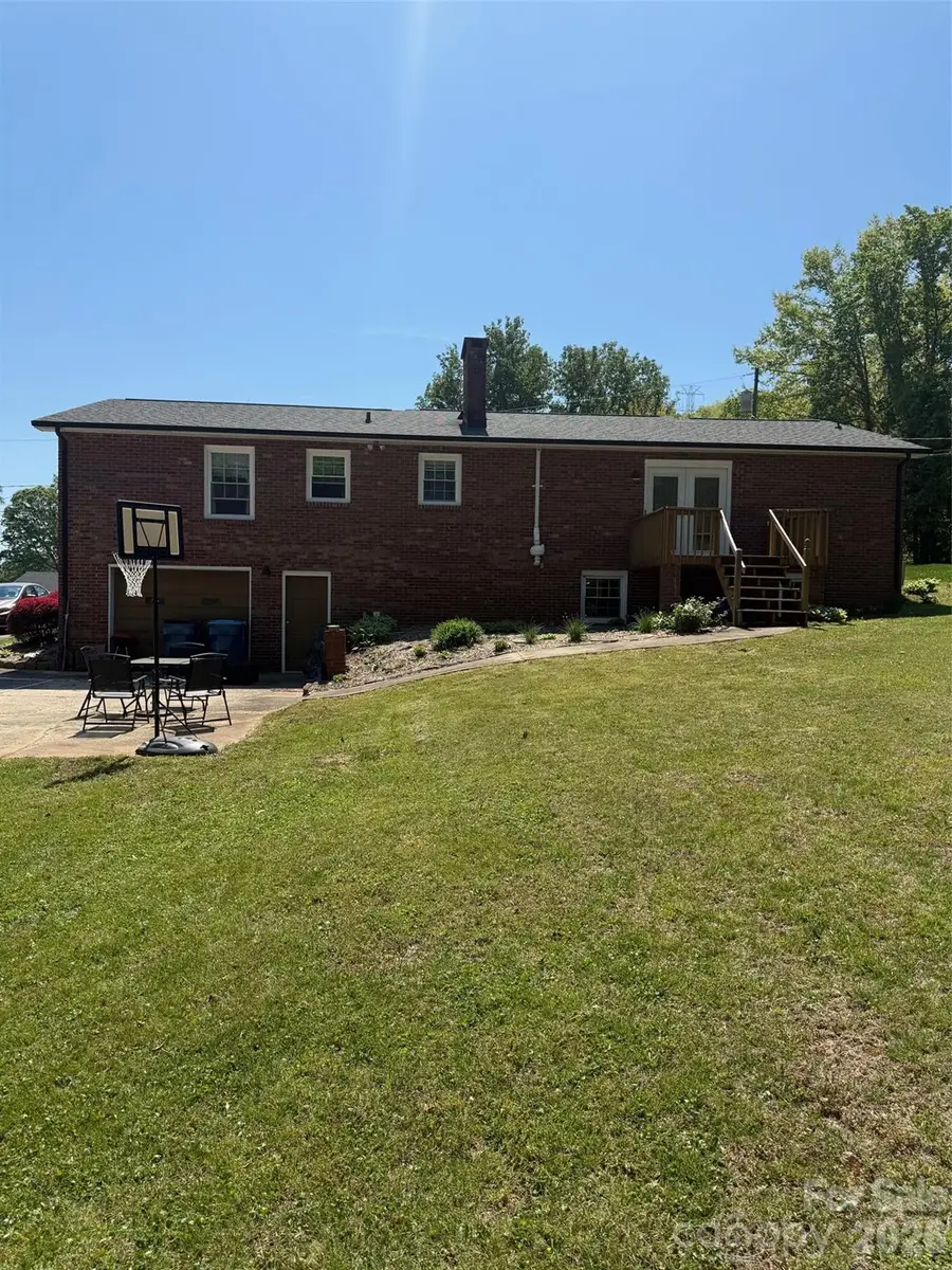 1126 Cannon Drive, Lenoir, NC 28645 - #3