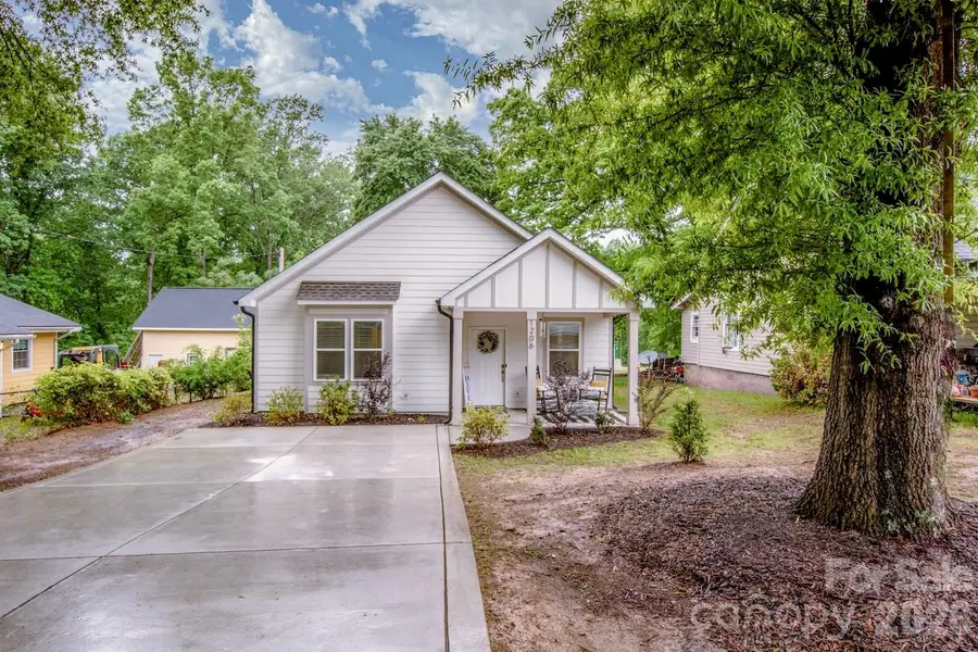1206 8th Street #13, Statesville, NC 28677 - #3