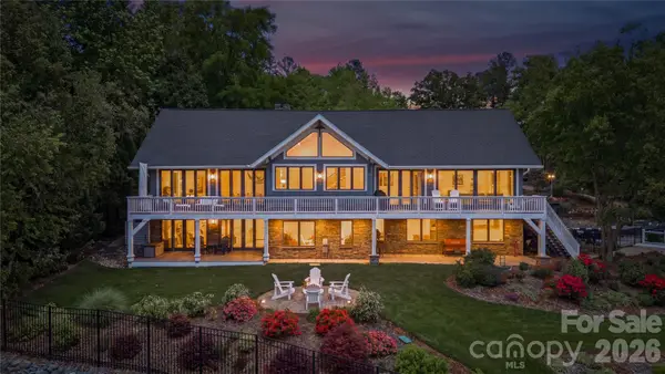17812 Wilbanks Drive, Charlotte, NC 28278