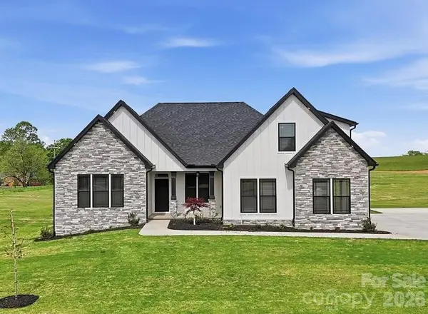 36 Sky Lane Court #1, Columbus, NC 28722