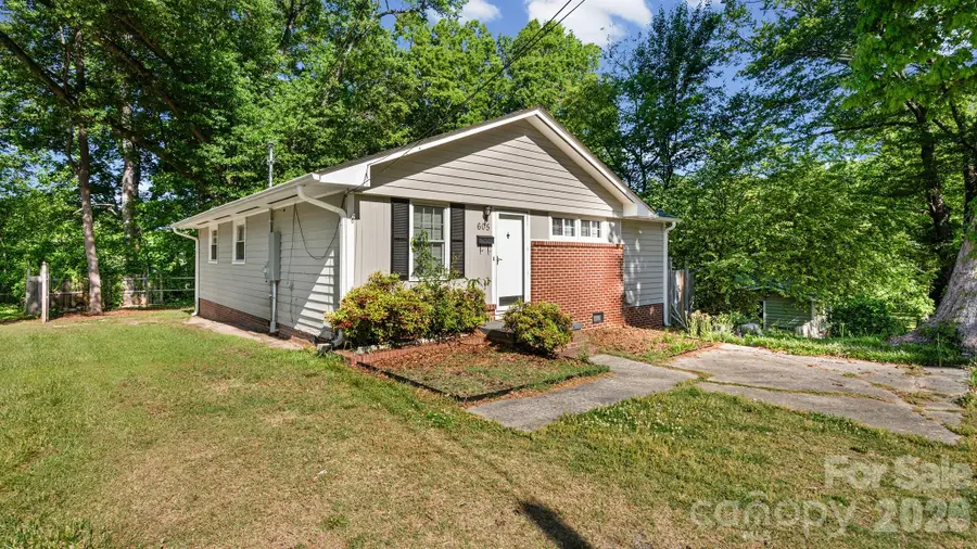 605 Park Terrace, Gastonia, NC 28054 - #3