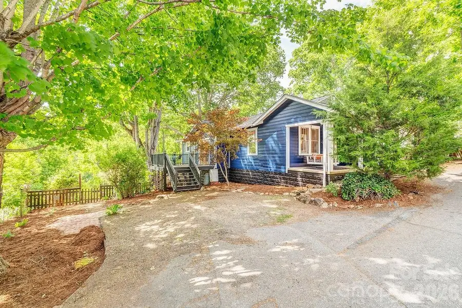 33 Green Oak Road, Asheville, NC 28804 - #2