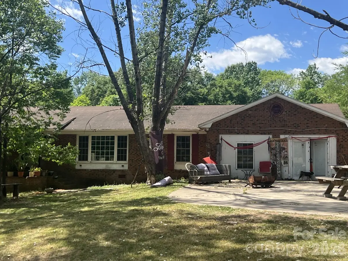 899 N Us Highway 52 Highway, Wadesboro, NC 28170 - #1