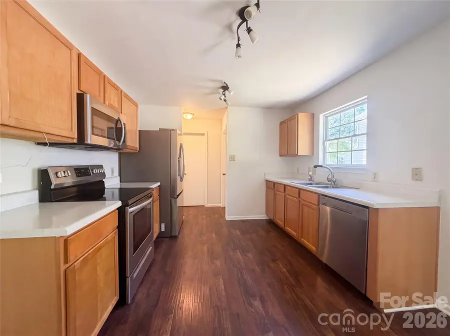 6734 Wandering Creek Drive, Charlotte, NC 28216 - #2