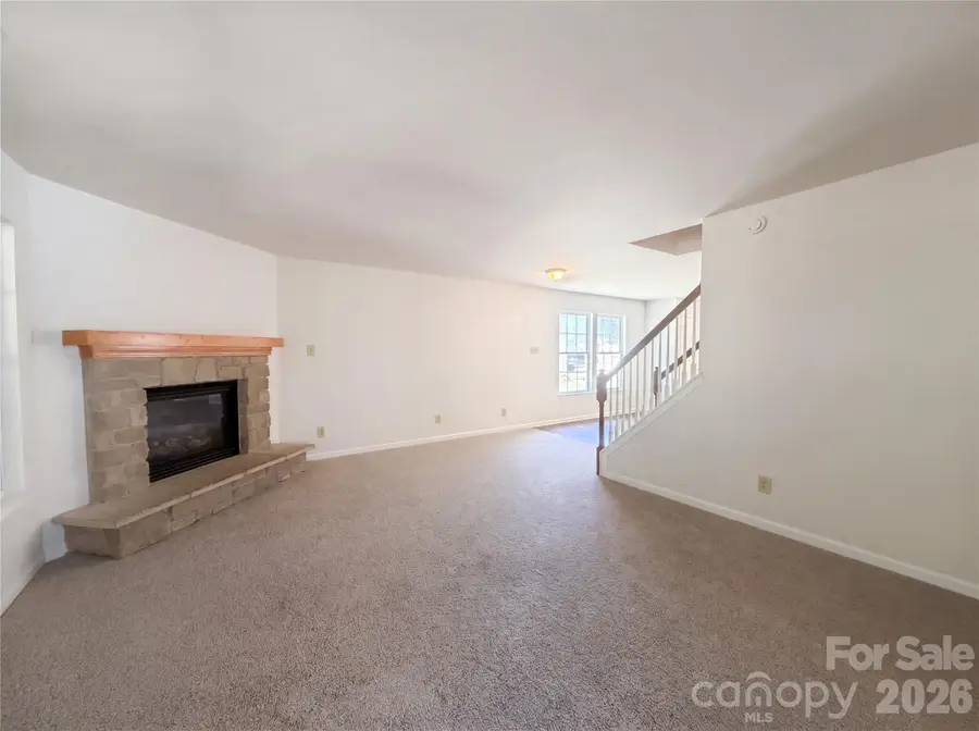 6734 Wandering Creek Drive, Charlotte, NC 28216 - #3