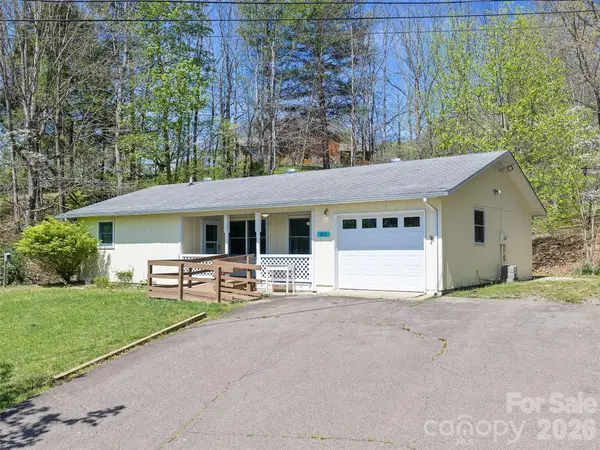 261 Shady Oak Road, Burnsville, NC 28714