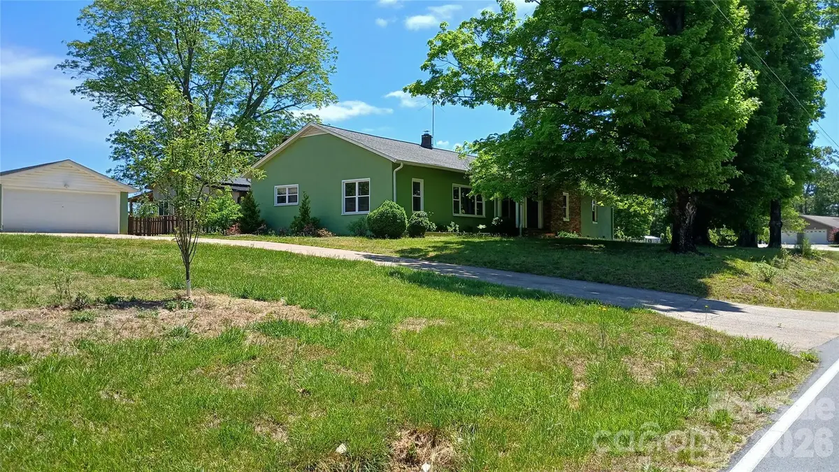 300 Woodlawn Drive, Connelly Springs, NC 28612 - #1